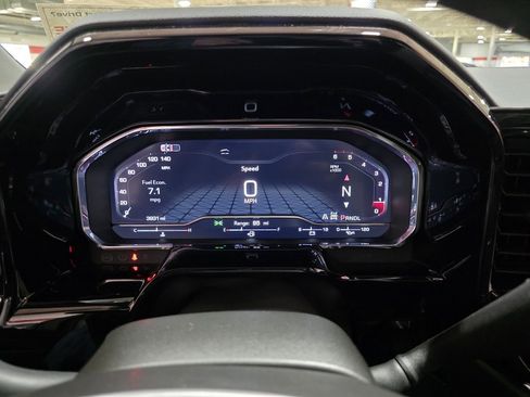 Used 2025 GMC Sierra 2500 SLT w/ SLT Premium Package image 31