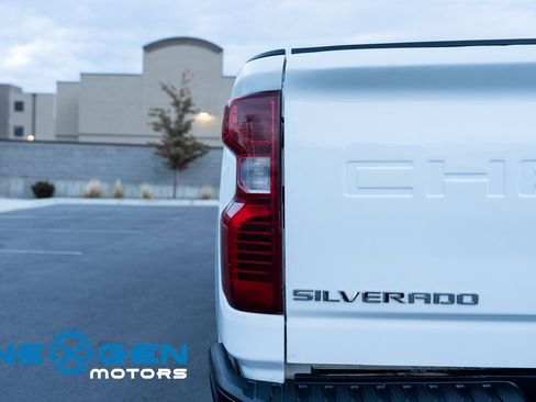 Used 2020 Chevrolet Silverado 2500 W/T image 47