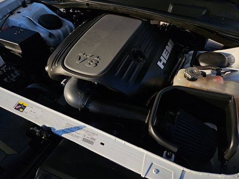 Used 2013 Dodge Challenger R/T w/ Electronics Convenience Group image 29