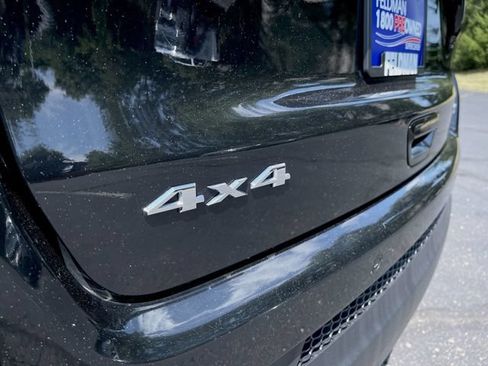 Used 2023 Jeep Compass Limited AWD/4WD image 31