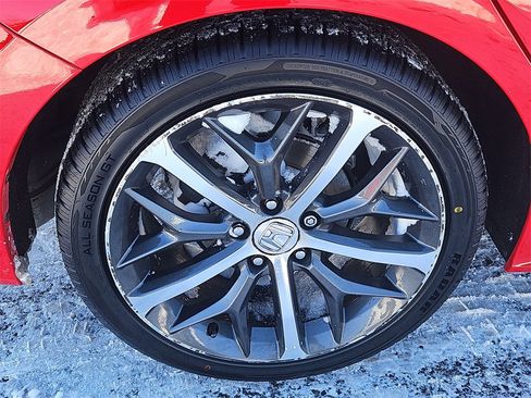 Certified 2024 Honda Civic Touring image 9