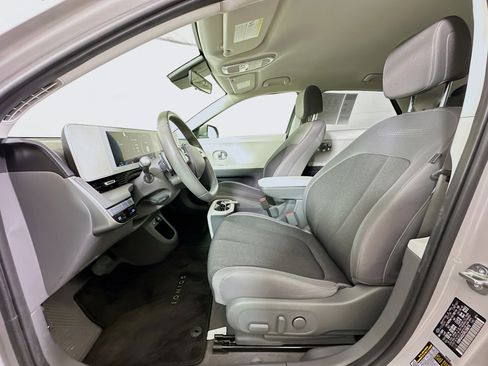 Used 2024 Hyundai Ioniq 5 SE image 13