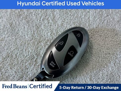 Certified 2024 Hyundai Elantra SEL image 31