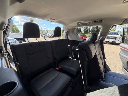 Used 2016 Lexus GX 460 w/ Premium Package AWD/4WD image 22