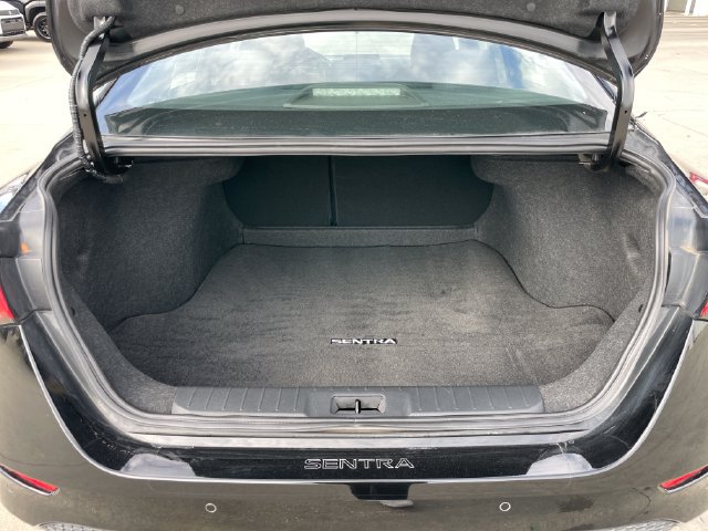 Used 2024 Nissan Sentra SV FWD image 32