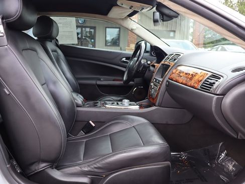 Used 2010 Jaguar XK Coupe RWD image 15