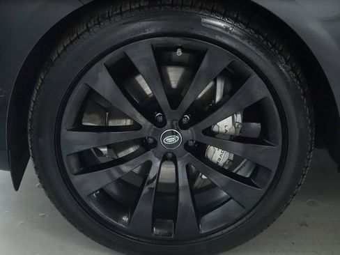 Certified 2025 Land Rover Range Rover Sport SE image 40