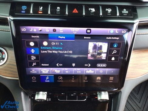 Used 2023 Jeep Grand Cherokee Summit w/ Advanced Protech Group IV image 33