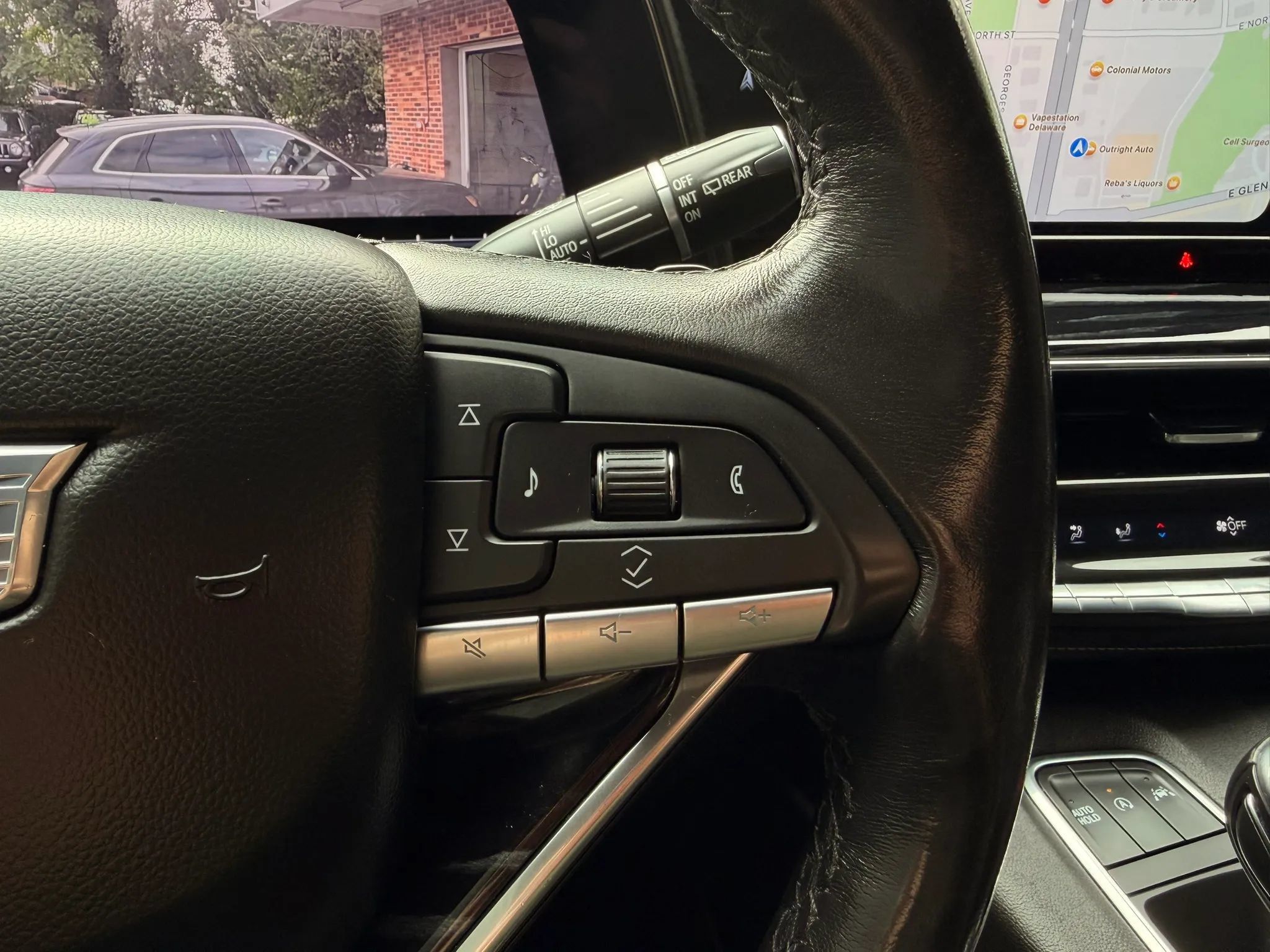 Used 2021 Cadillac Escalade Sport w/ LPO, ONYX Package AWD/4WD image 24