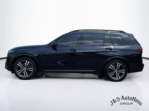 Used 2025 BMW X7 xDrive40i w/ Executive Package AWD/4WD image 4