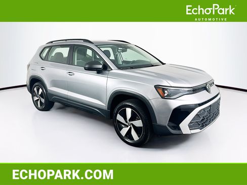 Used 2025 Volkswagen Taos S AWD/4WD image 1
