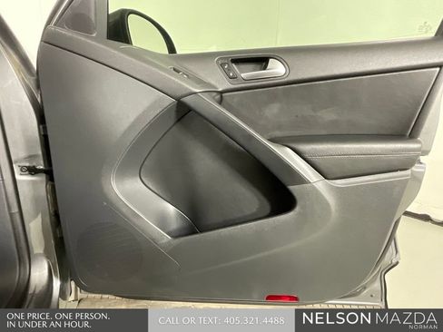 Used 2012 Volkswagen Tiguan S AWD/4WD image 20
