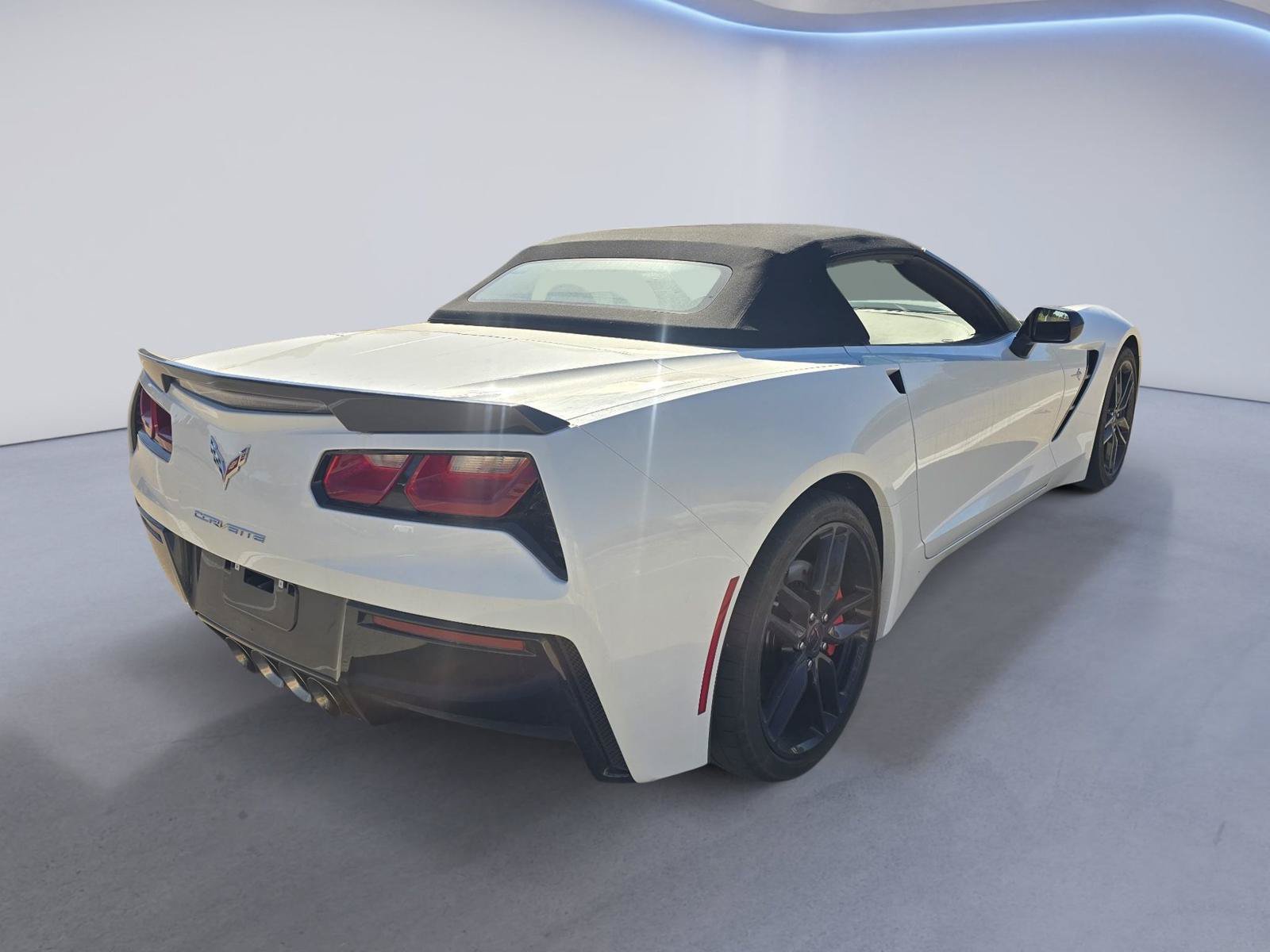 Used 2016 Chevrolet Corvette Stingray Convertible w/ Battery Protection Package RWD image 6