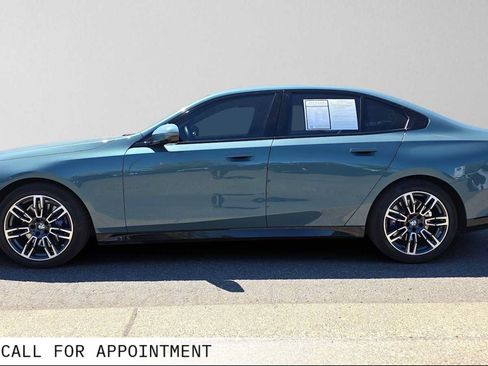 Used 2024 BMW 530i xDrive w/ M Sport Package AWD/4WD image 6