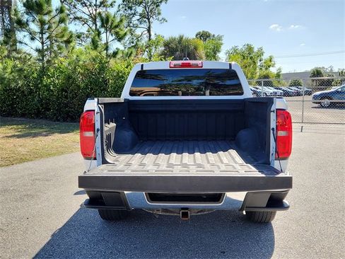 Certified 2021 Chevrolet Colorado W/T w/ WT Convenience Package image 5
