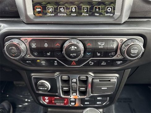 Used 2022 Jeep Wrangler Unlimited Rubicon w/ Xtreme Recon 35" Tire Package image 22