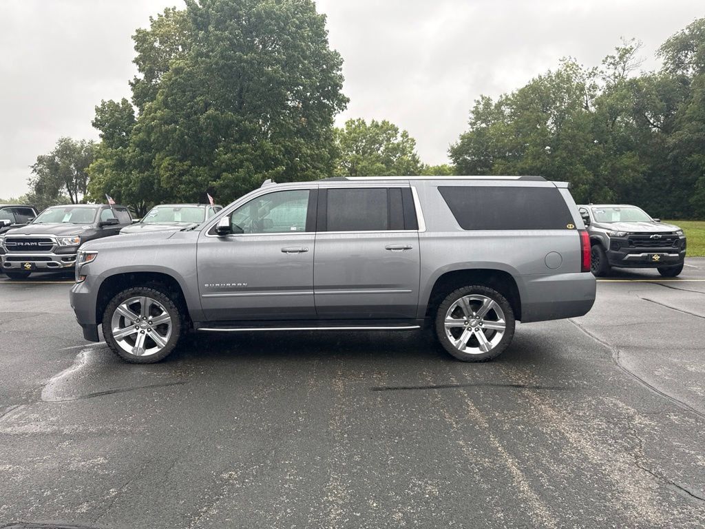 Used 2020 Chevrolet Suburban Premier AWD/4WD image 4