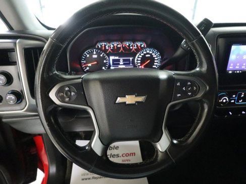 Used 2017 Chevrolet Silverado 1500 LT AWD/4WD image 17