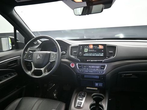 Used 2023 Honda Passport TrailSport image 15