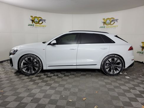 Used 2026 Audi Q8 Premium Plus image 2