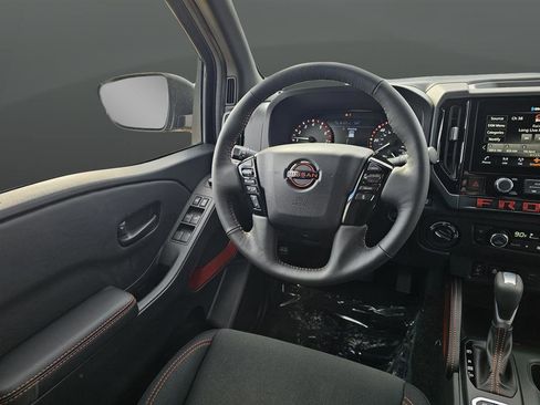 New 2026 Nissan Frontier PRO-4X w/ Pro-4x Convenience Package image 41