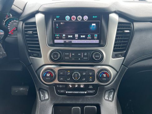 Used 2016 Chevrolet Suburban LT image 10