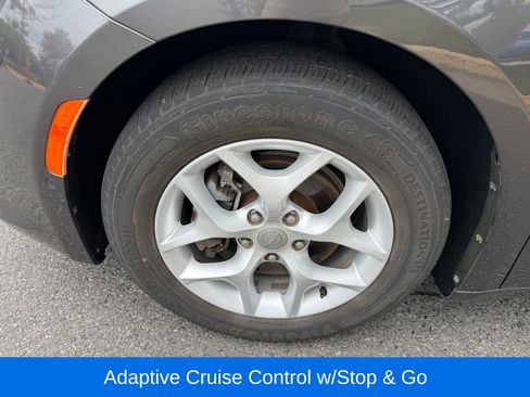 Used 2017 Chrysler Pacifica Touring-L Plus w/ Advanced Safetytec Group FWD image 13