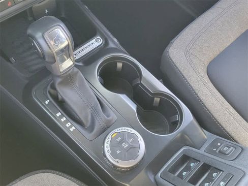 Used 2025 Ford Bronco Big Bend image 20