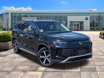 New 2025 Volkswagen Tiguan SE