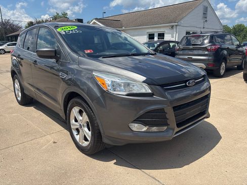 Used 2016 Ford Escape SE AWD/4WD image 2