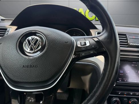 Used 2019 Volkswagen Passat 2.0T Wolfsburg FWD image 24