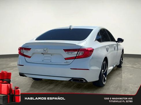 Used 2018 Honda Accord Sport image 9