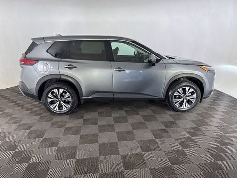 Used 2021 Nissan Rogue SV AWD/4WD image 6