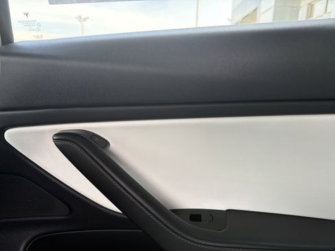 Used 2019 Tesla Model 3 Long Range image 22