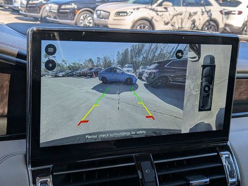 Used 2024 Lincoln Navigator L Reserve image 25