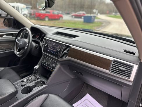 Used 2021 Volkswagen Atlas SE image 20