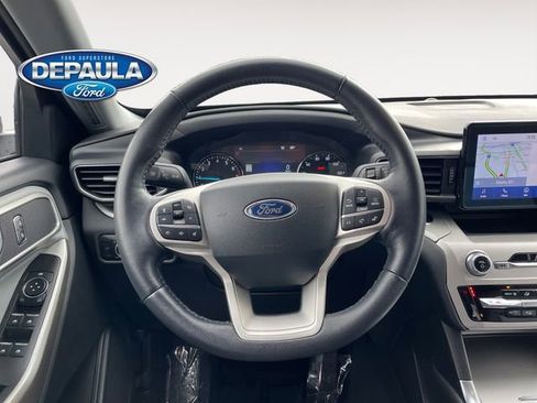 Used 2023 Ford Explorer XLT w/ Equipment Group 202A AWD/4WD image 15