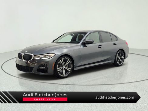 Used 2020 BMW 330i Sedan w/ M Sport Package RWD image 1