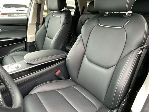 Used 2025 Genesis GV70 2.5T image 15