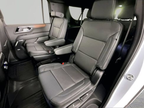 Used 2026 GMC Yukon XL Denali RWD image 21
