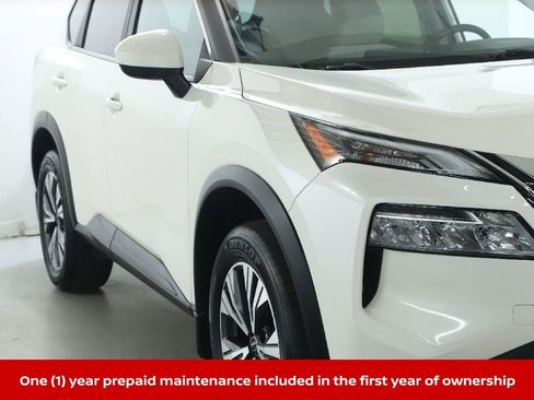 Certified 2023 Nissan Rogue SV image 11