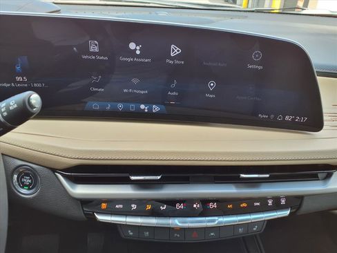 Certified 2024 Cadillac XT4 Premium Luxury w/ Technology Package image 23