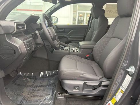 New 2026 Toyota Tacoma SR5 AWD/4WD image 25