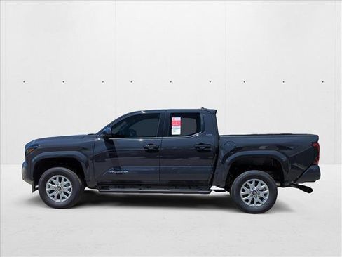 New 2025 Toyota Tacoma SR5 image 5
