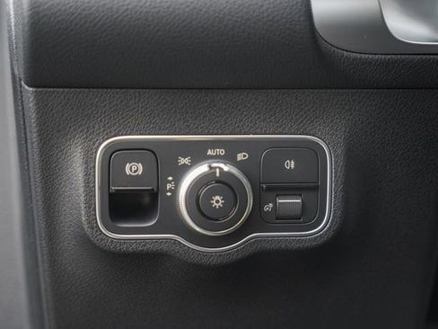 New 2026 Mercedes-Benz GLB 250 4MATIC image 42