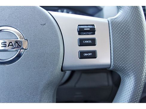 Used 2020 Nissan Frontier SV w/ Midnight Edition Floor Mats RWD image 18