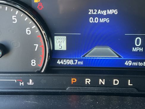 Used 2022 Ford Explorer ST-Line w/ Class IV Trailer Tow Package image 19