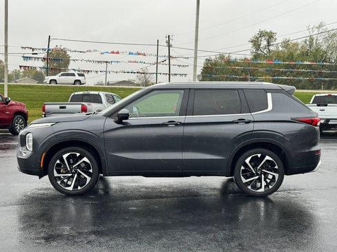 Used 2024 Mitsubishi Outlander SEL image 8