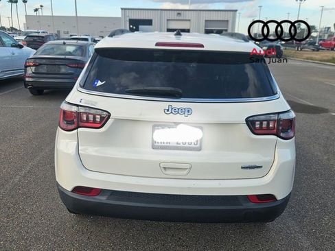 Used 2018 Jeep Compass Latitude w/ Popular Equipment Group image 5