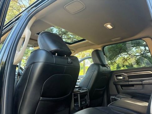 Used 2022 RAM 2500 Laramie AWD/4WD image 25